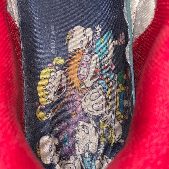 RARE! Rugrat x Fila colab!! Size 10 (Little scuff hole on toe) VERY HARD TO FIND - Picture 4 of 6